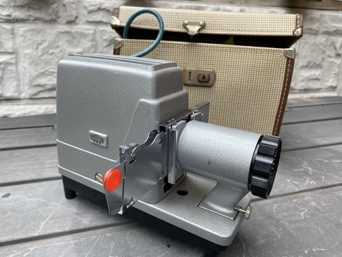 300 slide projector made - made, by